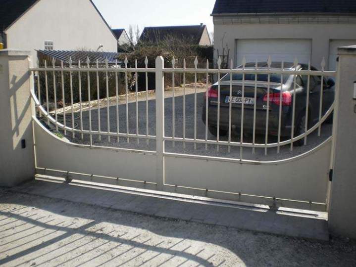 Installation de portail en aluminium Neuville-aux-Bois