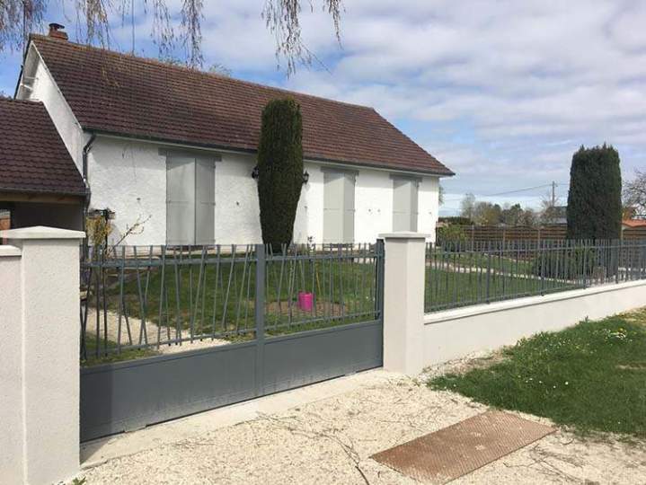 Portail métallique personnalisé Neuville-aux-Bois